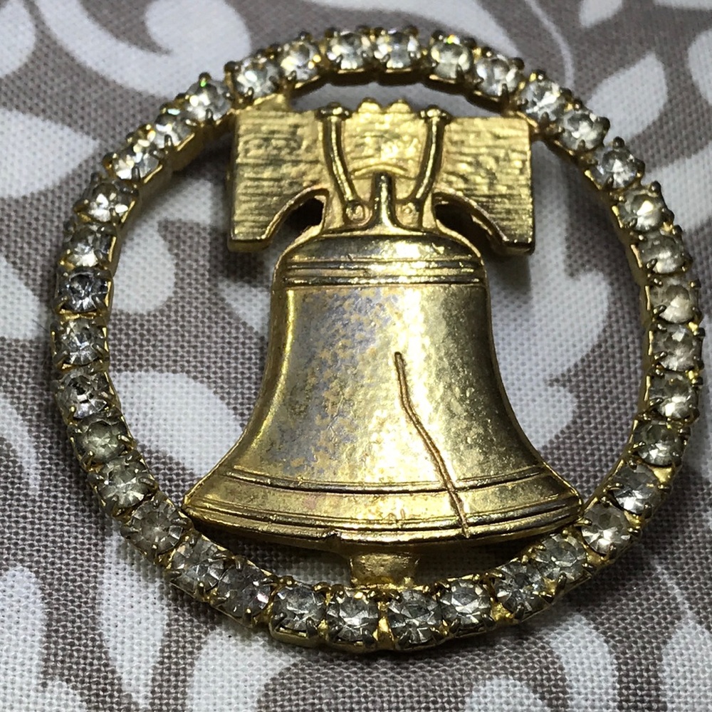 Liberty Bell Souvenir Pin